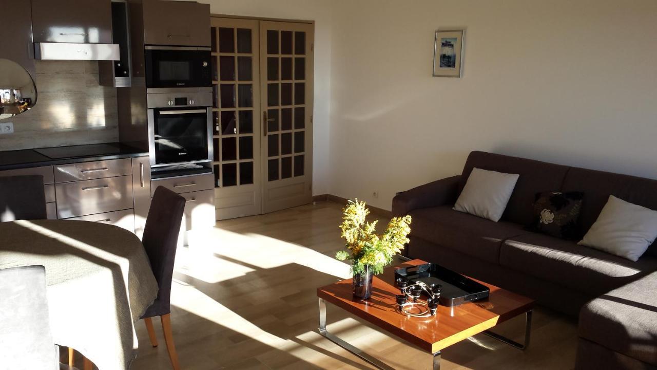 Tres Bel Appartement Vue Mer A Nice Rum bild